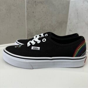 VANS Classic Pride Love Is Love Sneaker Size 5 Women